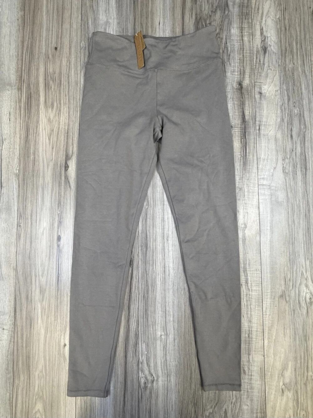 SKIMS Outdoor High Waisted Legging Smoke Gray BO-LEG-3739 Womens Size Large NEW